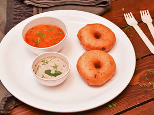 Medu Vada (2 Pcs)
