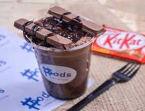 Cold Coffee With Kit Kat (Crushed) (500 ML)