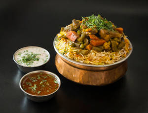 Dum Biryani 