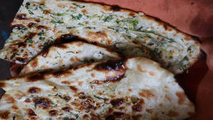 Cheese Garlic Naan