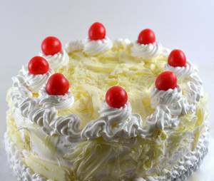 White Forest Cake (500 grams)