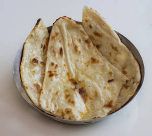Butter Naan ( 1 Pc )