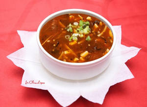 Chicken Hot & Sour Soup [400 Ml]
