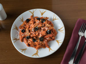 Non-Veg Whole Wheat Penne Pasta In Arrabbiata Sauce 