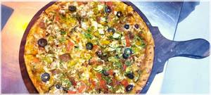 Veg Mediterranean Pizza [12 Inches, Serves 2-3]