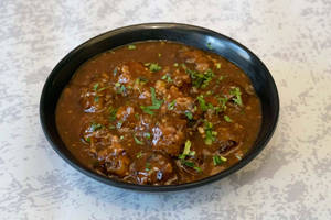 Veg Manchurian (gravy)