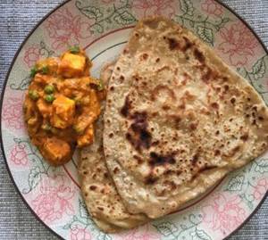 4 Paratha Butter+Matar Paneer+Salad