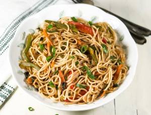 Hakka Noodles