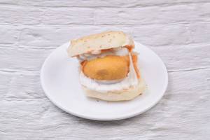 Peri Peri Vada Pav
