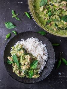 Chicken Thai Green Curry Rice Bowl