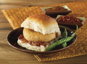 Classic Vada Pav