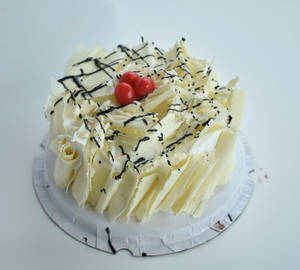 White Forest Cake (500 gms)