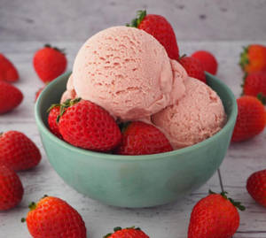 Strawberry Ice Cream(2scoop)