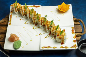 Avocado And Asparagus Maki