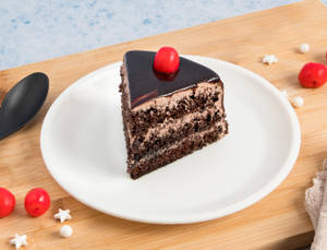 Chocolate Truffle Pastry (1 Pc)