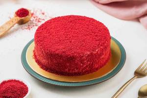 New Year Red Velvet Cake (Half Kg) (Eggless)