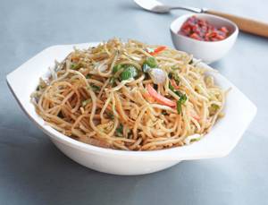 Veg Hakka Noodles