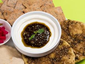 Labneh With Zaatar (150g)
