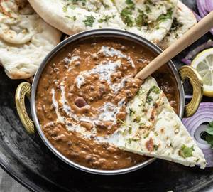 Dal Makhani With Butter Garlic Naan