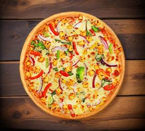 Paneer veg loded pizza with fizz