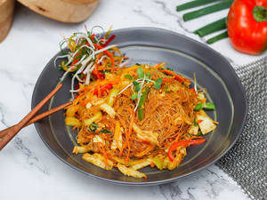 Vegetable Singaporean Rice Noodles