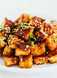 Pan Fried Tofu In Sweet Chilli Sauce