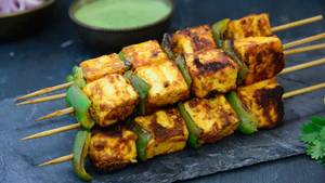 Non Garlic Paneer Tikka (8 Pieces)