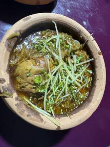 Chicken Handi (4 Pieces) Meal