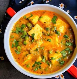 Matar Paneer