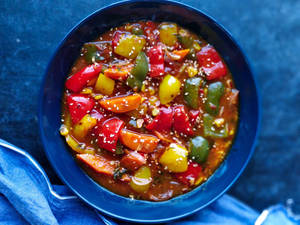 Mix Vegetable Hot Garlic Sauce