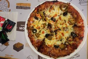 Barbecue Delight Pizza [Mild Sweet Smoky American Sauce]