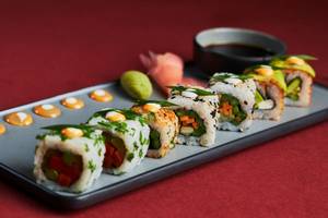 Pickled Vegetable Maki 6pcs