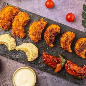 Paneer Momos Platter (12 Pcs)
