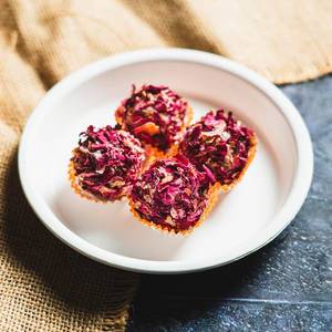 Gulabpatti Dryfruit Laddu (1pc)