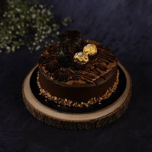 Ferrero Rocher Cake (1 Kg)
