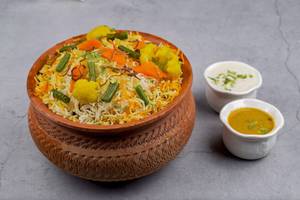 Family Pack Veg Biryani (serves 3-4)