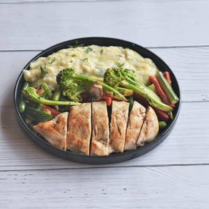 Grilled Chicken With Potato Mash And Sauteed Vegetables