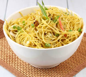 Hakka noodles [veg]