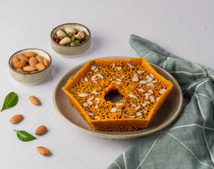 Sweet Ghewar [ Without Rabdi, 1 Piece ]