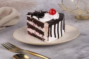 Black Forest Pastry [ Set Of 2]