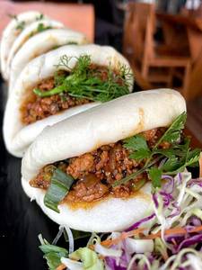 Chicken Stuffed Bao (2pcs)