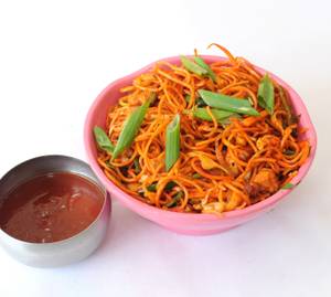Schezwan Chicken Noodles
