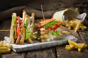 Chicken Club Sandwich 