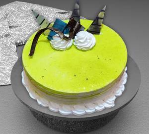 Eggless Fresh Kiwi Fruit Cake