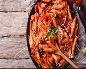 Tangy Red Chicken Pasta
