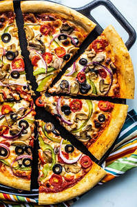 Veg Extra Veganza Pizza