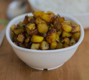 Aalu Ki Sukhi Sabzi