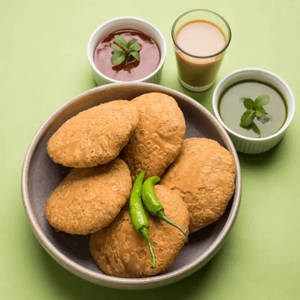 Pyaaz Kachori(Per Pcs)