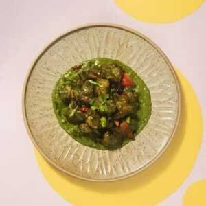 Green Chilli Chicken.