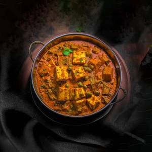 Matar Paneer